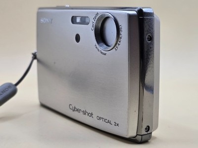 八6290【美品】SONY デジタルカメラ Cyber-Shot DSC-T3 Sony Cyber-shot DSC-T3 5.1MP Digital Camera - Silver for sale