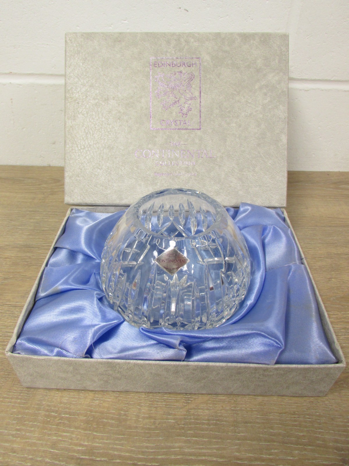 Edinburgh Crystal The Continental Collection Imported Lead Crystal Posey Vase
