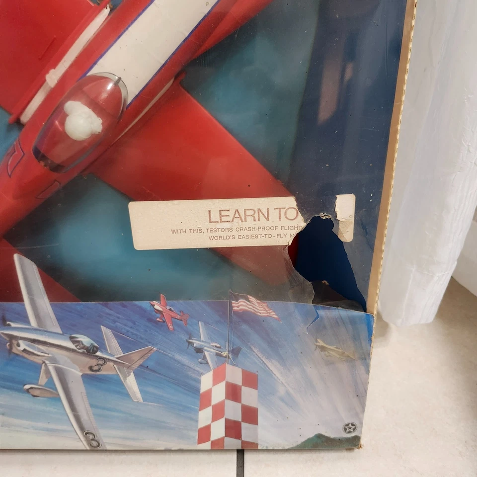 Testors Gas Powered Wand plane Cosmic Wind Trainer NEW - Image 2 of 4