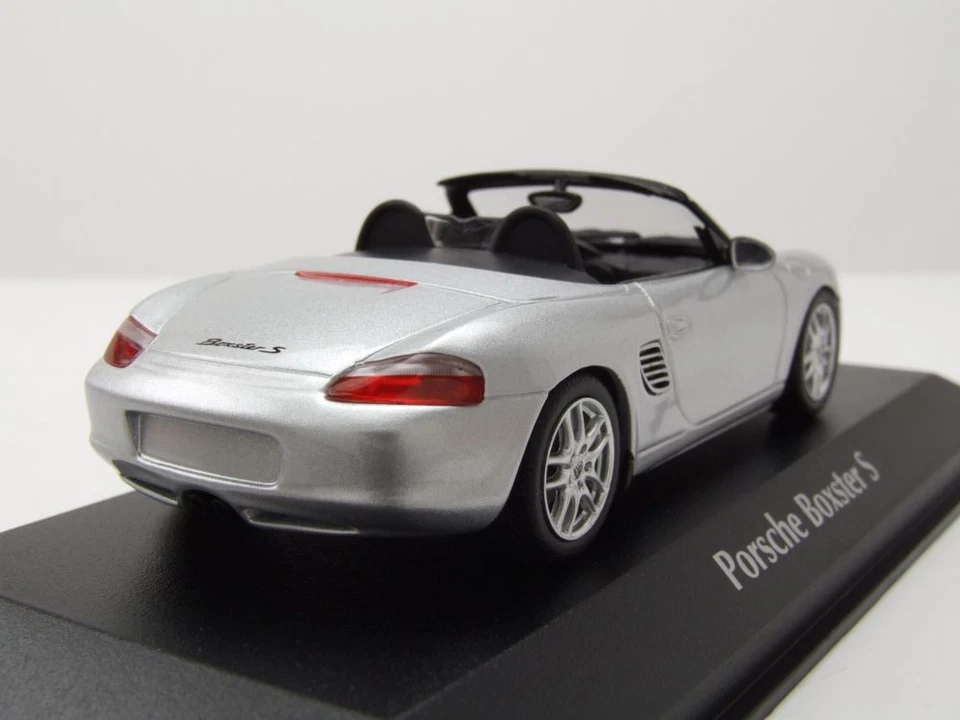 Porsche Boxster S 2002 Argento Modellino 1:43 Maxichamps - Immagine 2 di 4