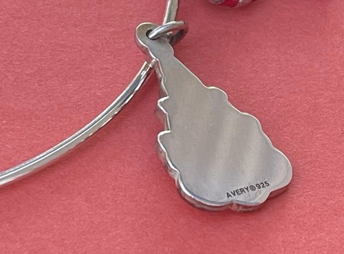 James Avery Emaille süßer Weihnachtsmann Charm an einem JA Haken am Armband - Bild 9 von 13