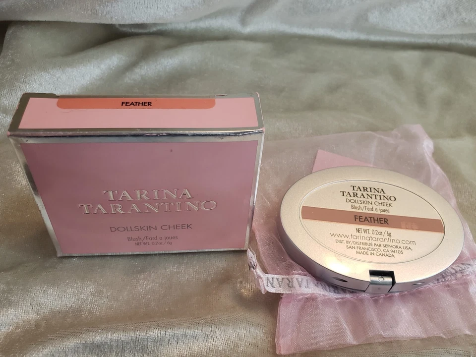 Rubor de mejillas de piel de muñeca TARINA TARANTINO PLUMA 0,2 oz 6 g NUEVO EN CAJA polvo raro Foto 4 de 4