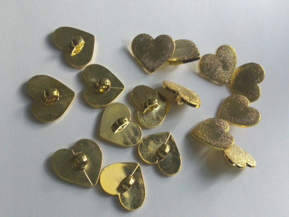 15X Heart Shaped Gold Plastic Shank Buttons for Sewing Coat Shirt DIY Craft - Image 3 of 4