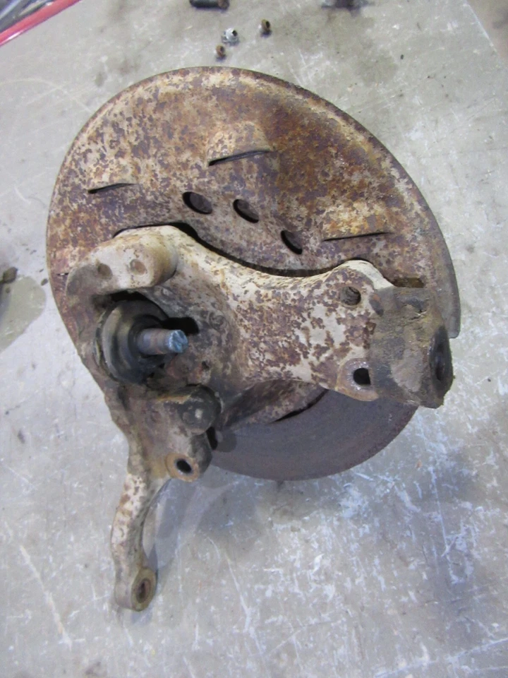 Dodge Monaco Polara 1967 1968 stock delantero de fábrica pasajero husillo de freno de disco Foto 2 de 2