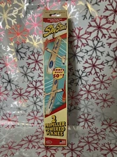 Sky Streak 2 Propeller Powered Planes Soars over 50 ft Made in USA Balsa Vintage