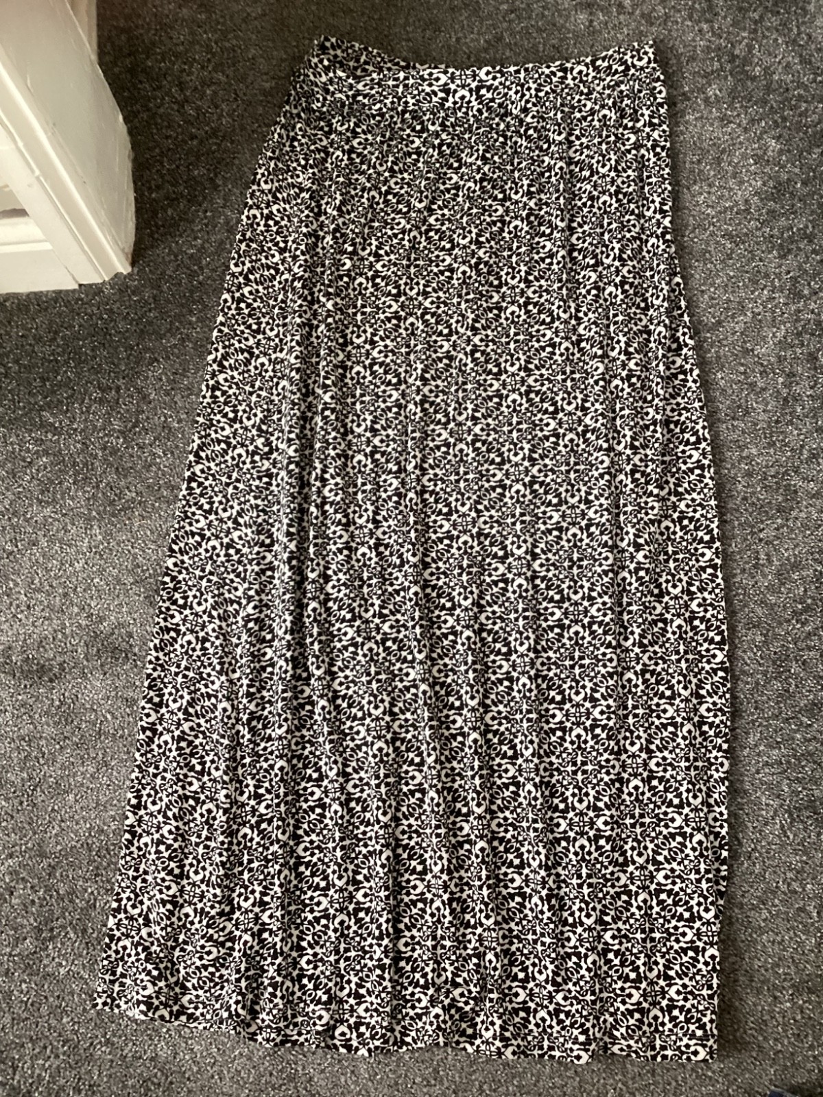 Picture 1 of 1