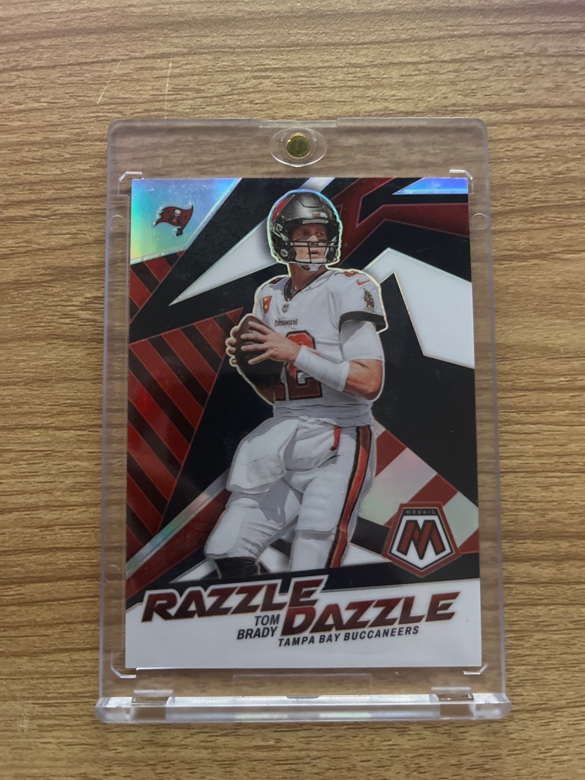 2022 Panini Mosaic Razzle Dazzle Prizm silver Tom Brady Tampa Bay Buccaneers #RD