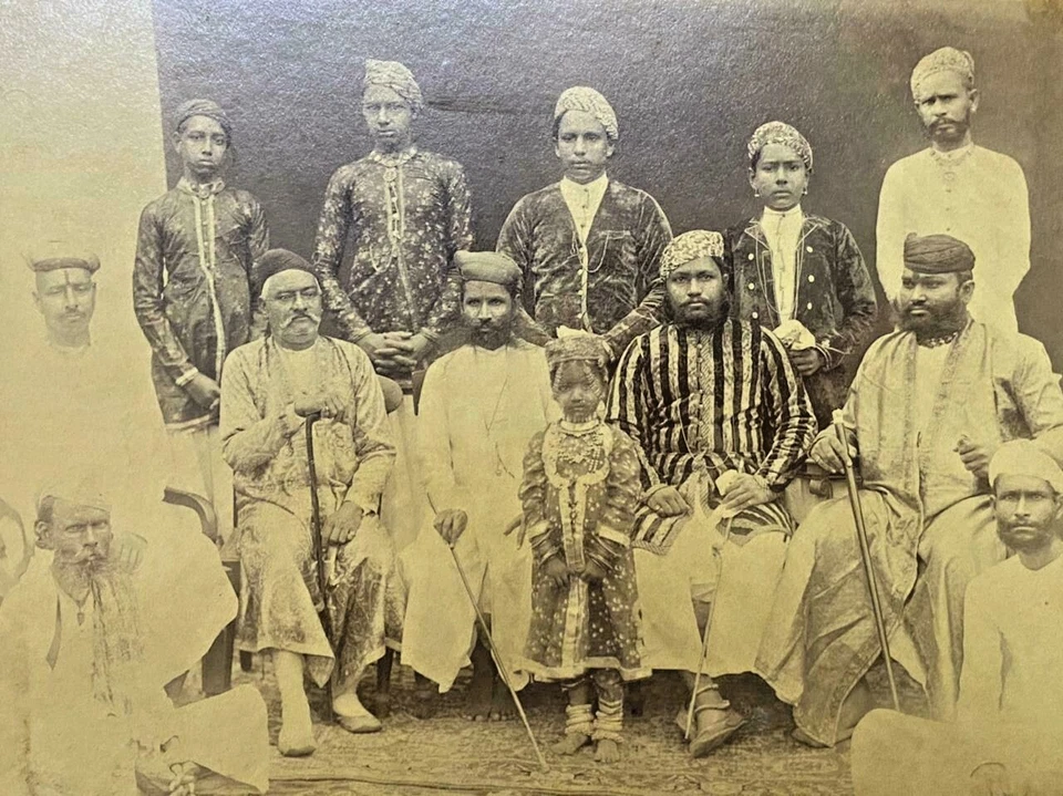 OLD VINTAGE RARE INDIAN MARWAR KING BLACK & WHITE LITHO PHOTO ON CARDBOARD - Image 2 of 4