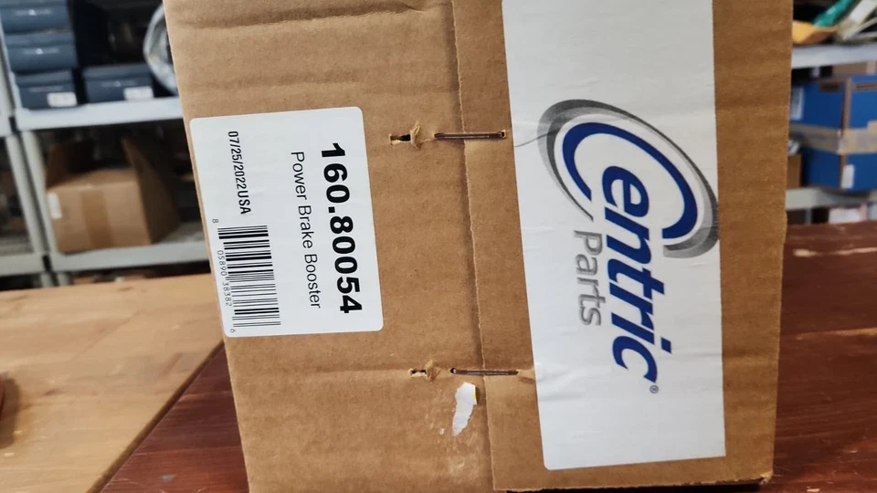 Potenciador de freno trasero Centric 75-79 Ford Ranchero / Mercury Cougar, 160.80054 Foto 2 de 3