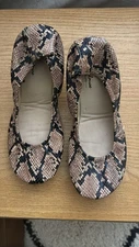 The Storehouse Flats Size 10 Snakeskin Design