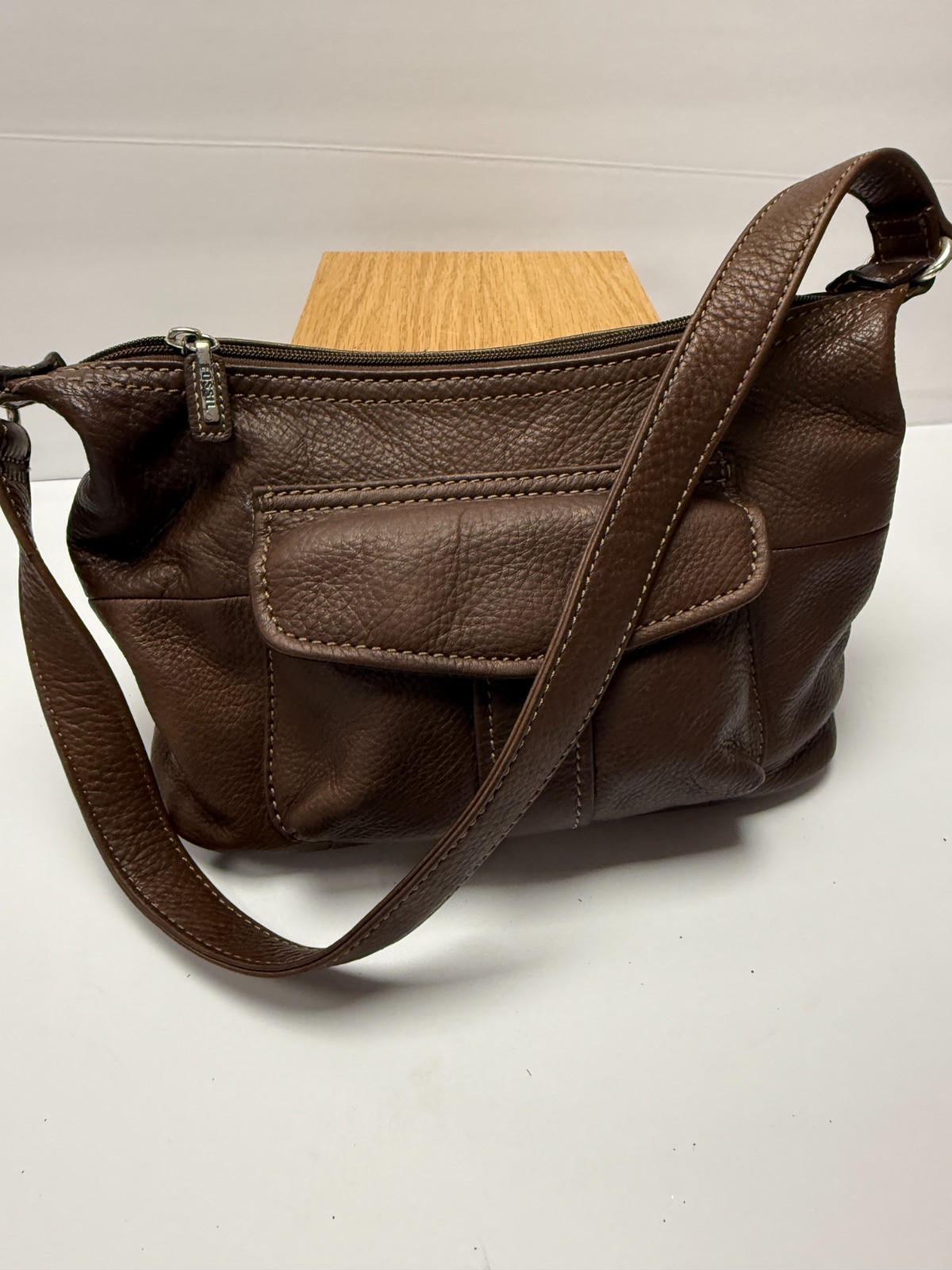 Fossil Brown Pebbled Leather Hobo Shoulder Bag Zip Top Multi Pocket