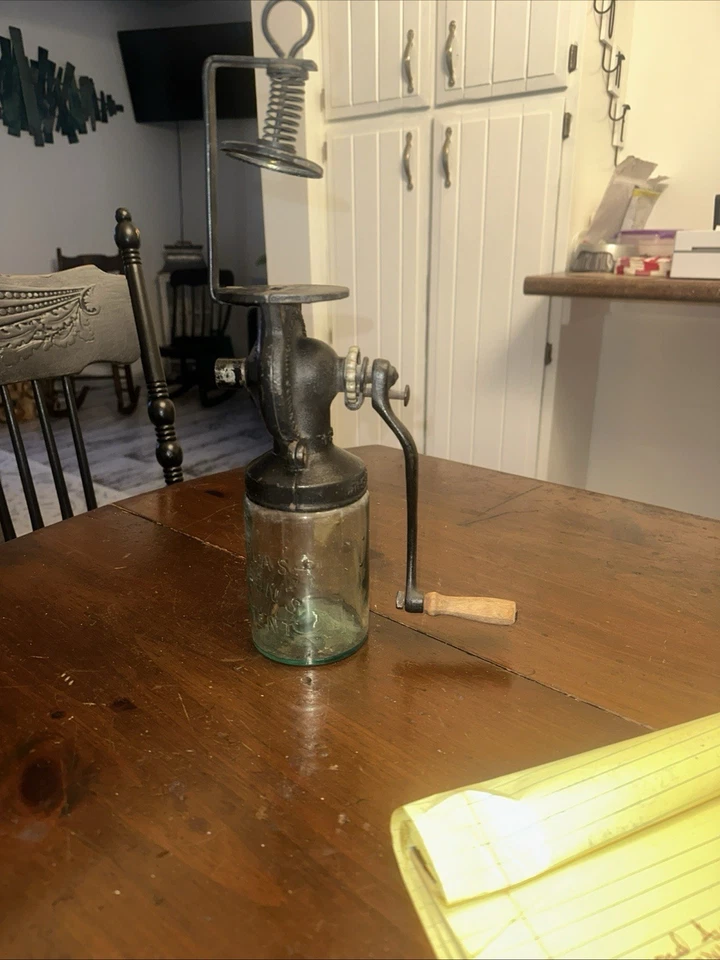 Molinillo de café Frary and Clark Universal #24 manual de colección hecho en EE. UU. leer Foto 2 de 4