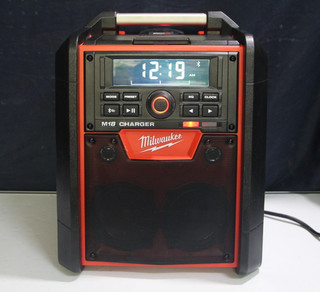 Milwaukee 2792 20 M18 Bluetooth Jobsite Radio Charger Tool Only
