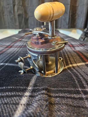 Vtg Penn Senator 4/0 Special 113H Fishing Reel Ball Bearings Made In USA LOOK 