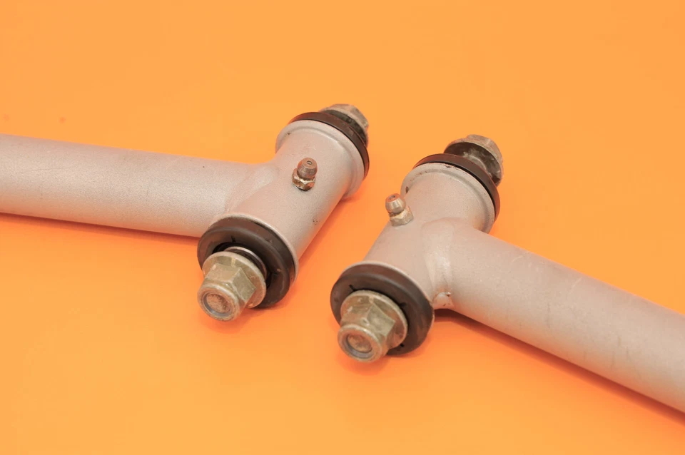 Outlaw 525 IRS 2007 07-08 brazo de control de suspensión delantera brazo en A dirección Pitman Rod Foto 2 de 4