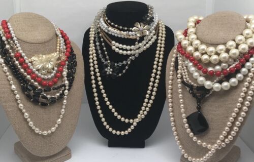 Vintage Jewelry Lot Necklace Beads Pendant