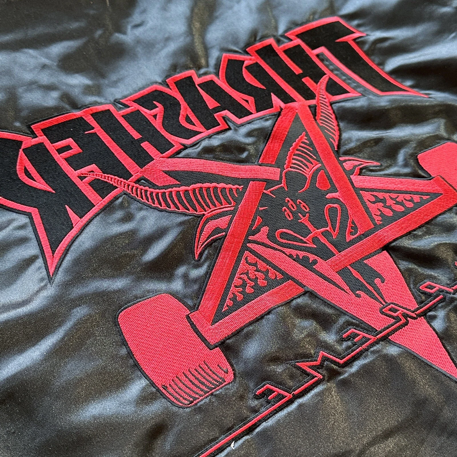 Giacca con cappuccio 100% autentica Supreme Trasher FW21 SCATOLA logo XL maglietta da skateboard