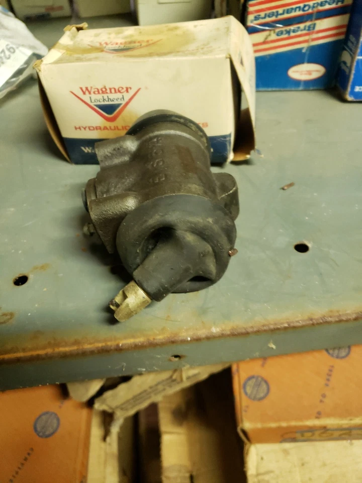 NORS WAGNER F-28851 Wheel Cylinder FOR 50'S DODGE - Image 3 of 4