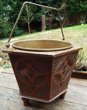 CARVED OAK IRISH PEAT BUCKET / COUNTRY HOUSE LOG BIN PLANTER ARTS & CRAFTS c1880