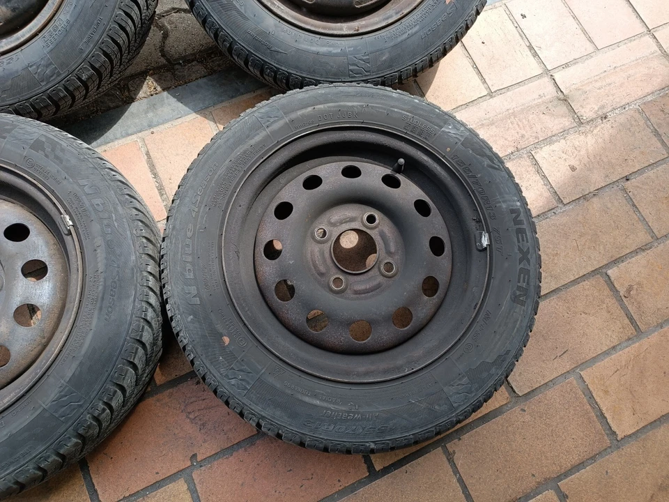 Original Ford KA RBT Satz Winterräder Stahlfelgen 155/70R13 75T 5-6mm DOT 0722 - Bild 2 von 4