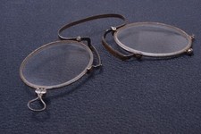   ANTIQUE PINCH, PINCE NEZ READING NOSE GLASSES SPECTACLES APP. -2 DIOPTER