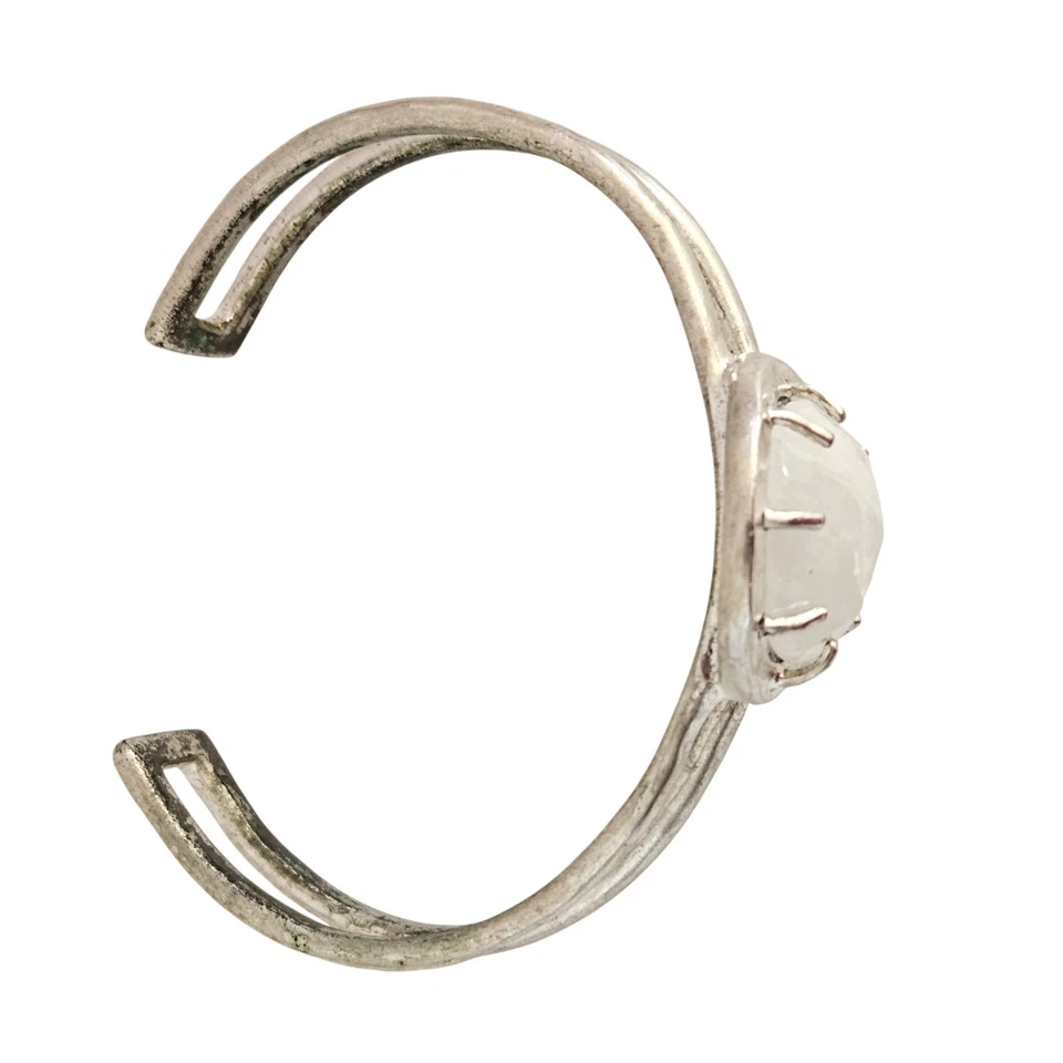 Brazalete de piedra lechosa Lucky Brand tono plata Foto 2 de 4