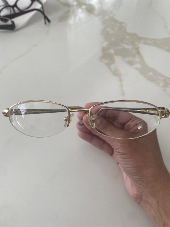 Marco de gafas PRADA hecho en Italia con estrás de topacio usado Foto 4 de 4