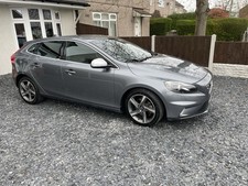 Volvo V40 R Design D2 2015