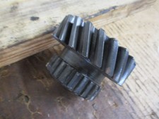 John Deere 3010 Transmission High Range Pinion Gear R33477   Tractor R44369