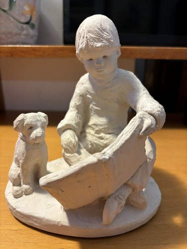 Bright Eyes Skulptur von Dee Crowley Austin Productions Junge & Hund Vintage 1987