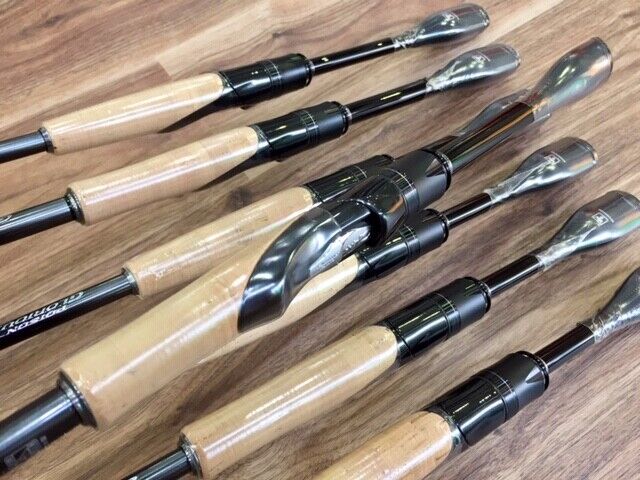 SHIMANO × JACKALL 21 POISON GLORIOUS 1610M Spinning Rod SHIMANO × JACKALL 21 POISON GLORIOUS 1610M Spinning Rod