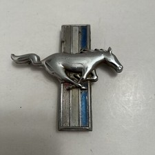 Vintage FORD MUSTANG Metal Fender Emblem Pre Owned C4ZB-16C229-B