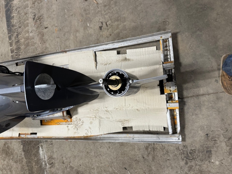 2013 Yamaha 300 hp F300 4-Stroke 30