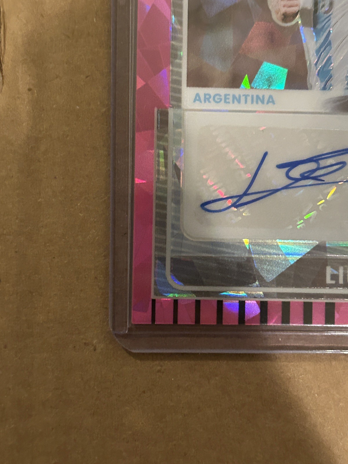 2025-26 Panini Donruss Road to World Cup Signature Series Lionel Messi Pink Auto view 13