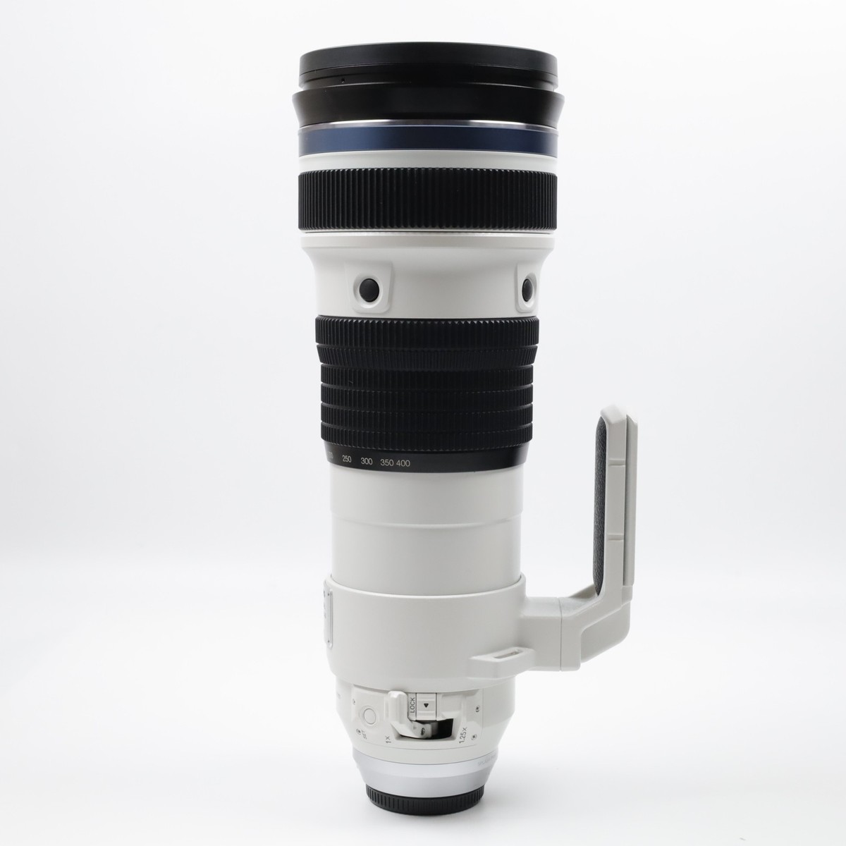 Olympus M. Zuiko Digital ED 150-400mm f/4.5 TC1.25X IS PRO