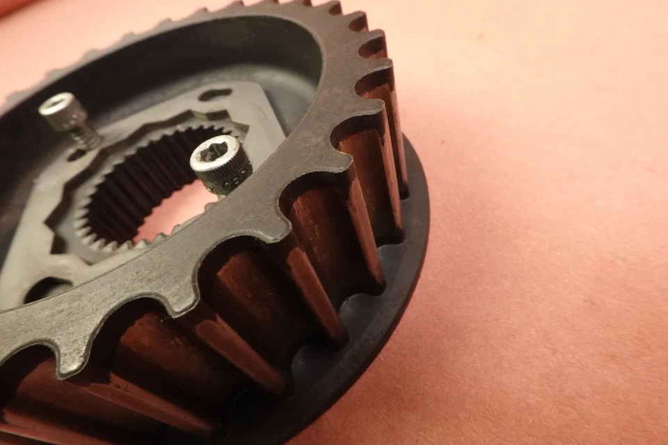 Polia de roda dentada dianteira Harley Davidson Sportster Iron 883 XL883N 2009-2021 - Imagem 3 de 4