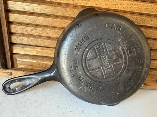 Griswold Cast Iron Skillet 709 Vintage #3 Erie PA
