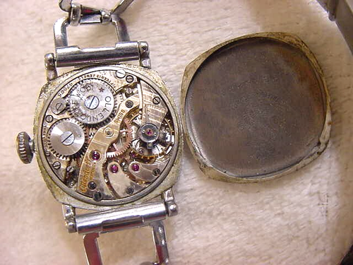 Vintage lg antique WWI Military / Art Deco OLLENDORFF CUSHION TRENCH mens watch - Picture 5 of 5