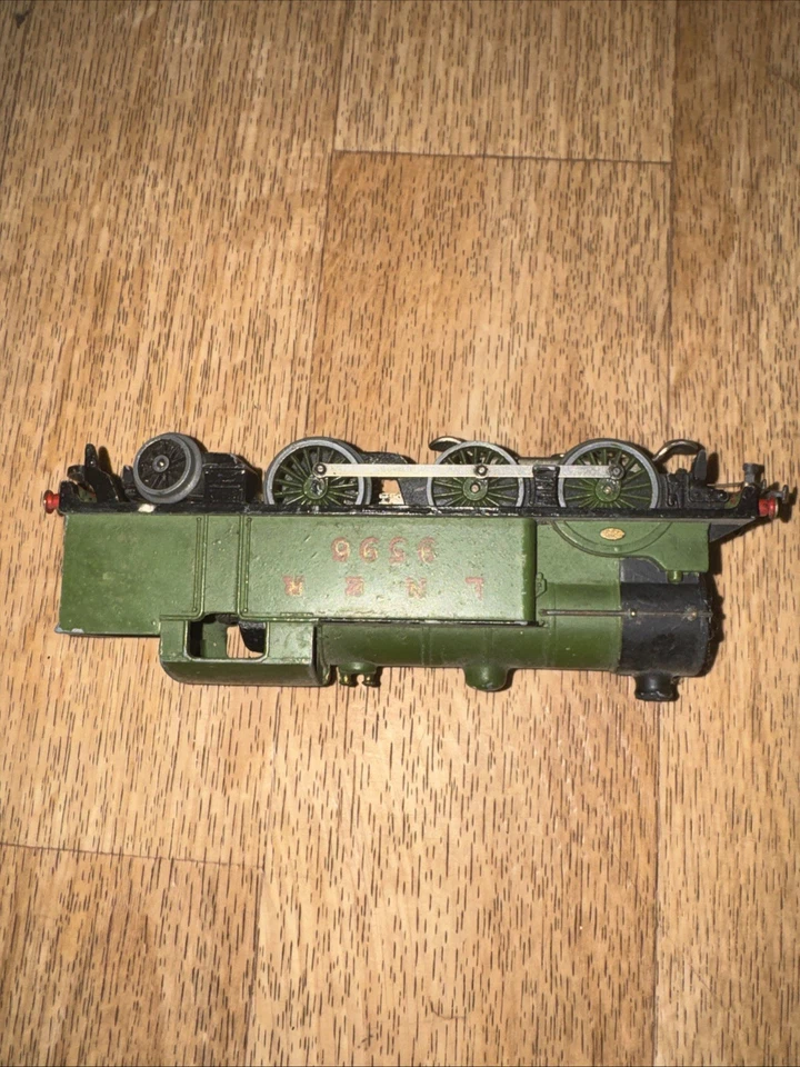 Vintage Hornby Dublo EDL7 Class N2 0-6-2T Tank Locomotive LNER Green 9596 Runs - Image 3 of 4