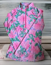 LILLY PULITZER Sz Small Justine Luxletic Pink Blossom Try Your Zest Popover Top 
