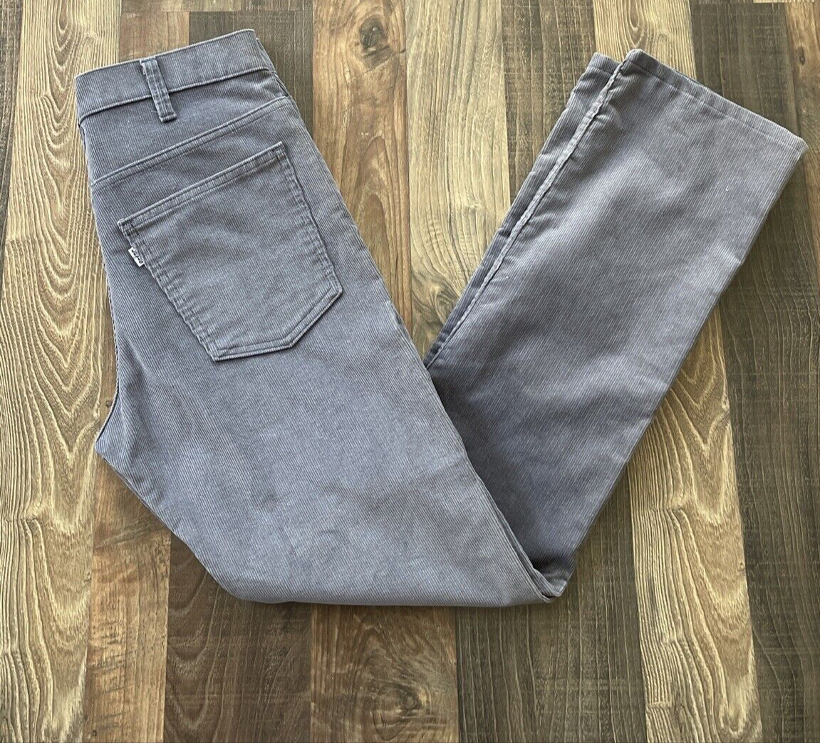 Vintage 80s Levi's Corduroy Pants 519-1556 Made in USA Grey Vintage 80s Levi's Corduroy Pants 519-1556 Made in USA Grey