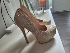 Cathy Jean gold studded, sequence heels, 5in, glamourous 