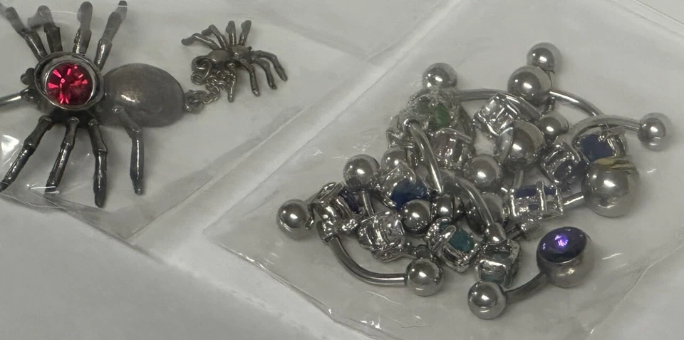 Lote de joyas corporales Metal Mafia  Foto 3 de 3