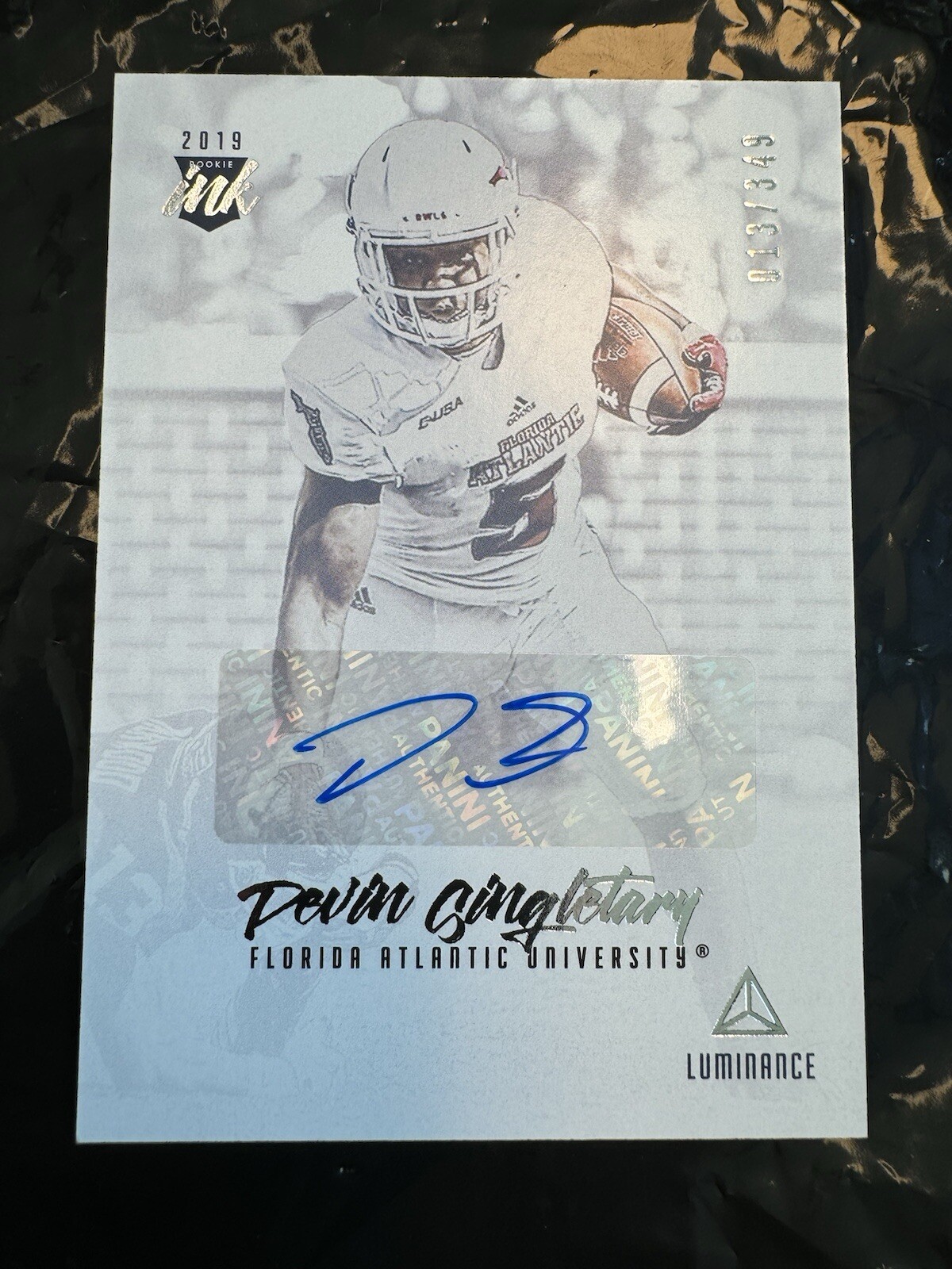 Devin Singletary card image