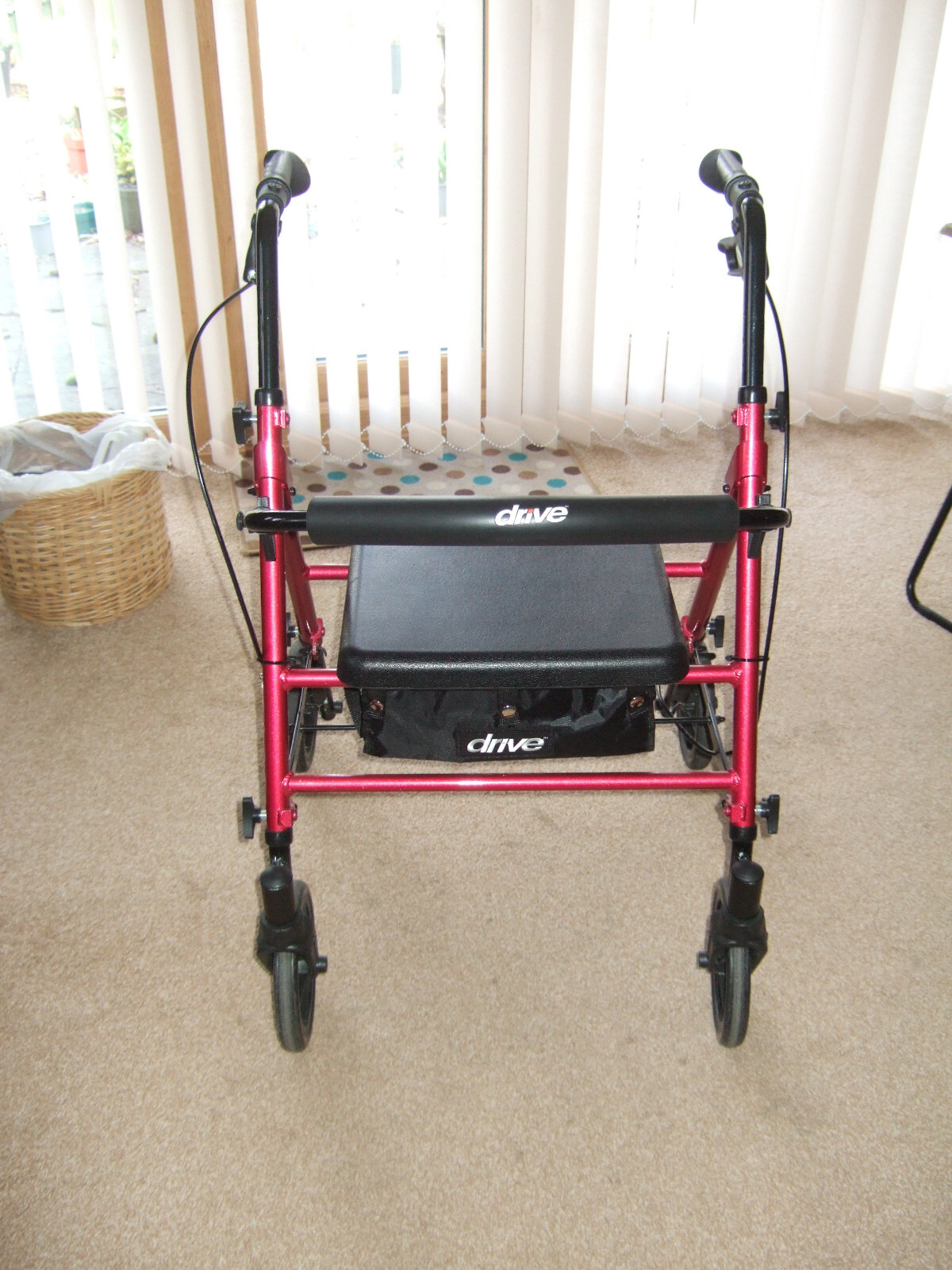 Drive Devilbiss R8RD Lightweight Alluminium Rollator with Seat eBay