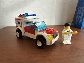 Retired 2006 LEGO City Sets 7902 Dr's Car & 7890 Ambulance-Used-Complete