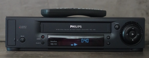 Videorecorder VHS Player " PHILIPS VR468 " Fernbedienung