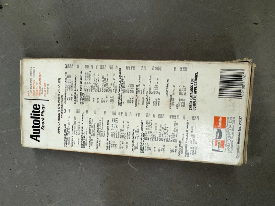 Nuevo de Lote Antiguo Chevy Corvette 1962-1968 Bujías GTO Firebird Camión Camaro Nova 442 II Foto 4 de 4
