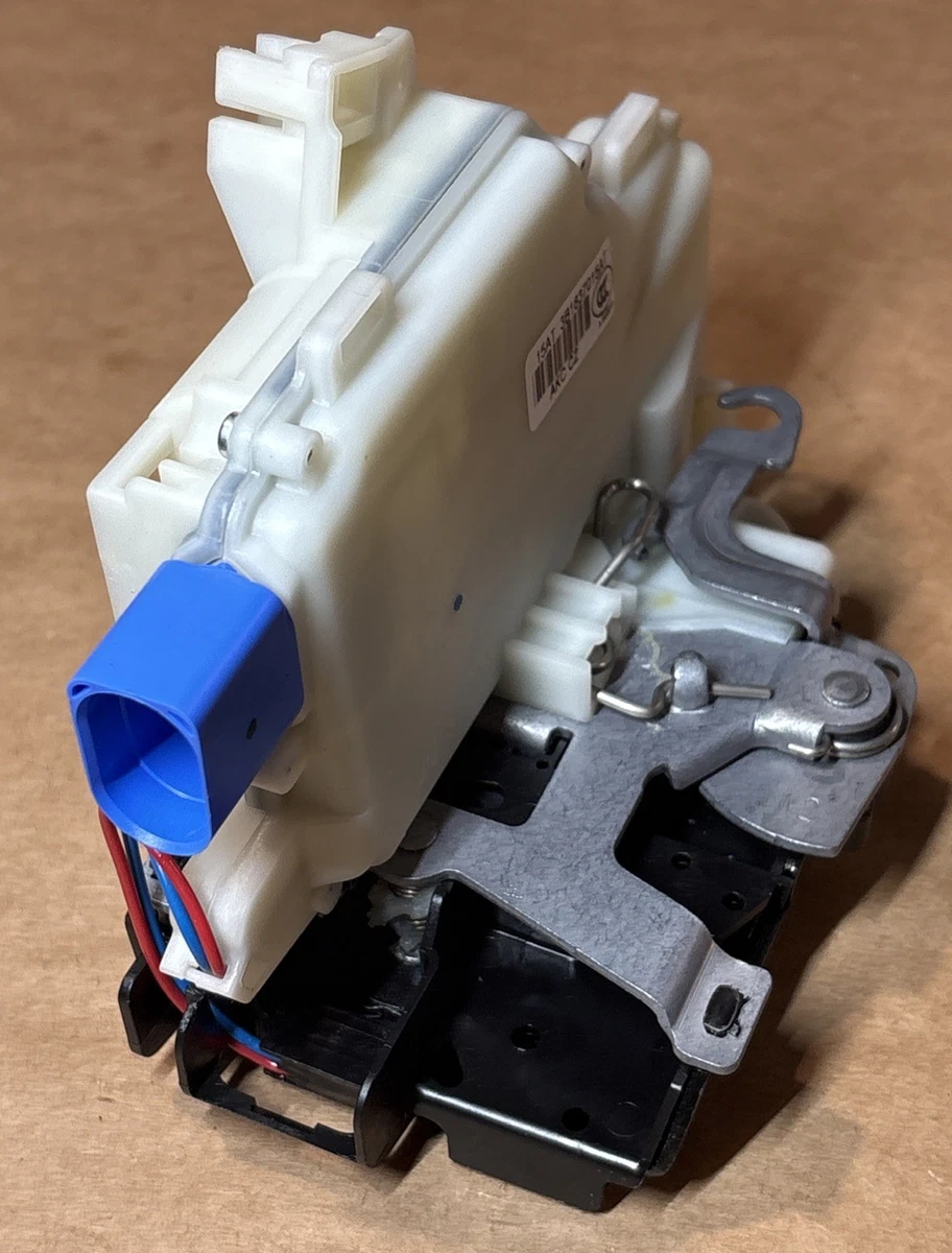 Volkswagen Door Lock Mechanism OEM 3B1-837-015 AT / 3B1 837 015 AT photo 3
