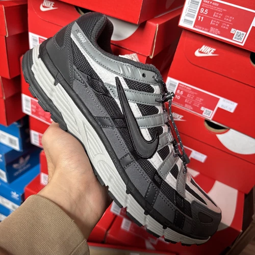 Nike P 6000 Invernalizzate Grigio Antracite UK7 Nuove ? Consegna Rapida ?